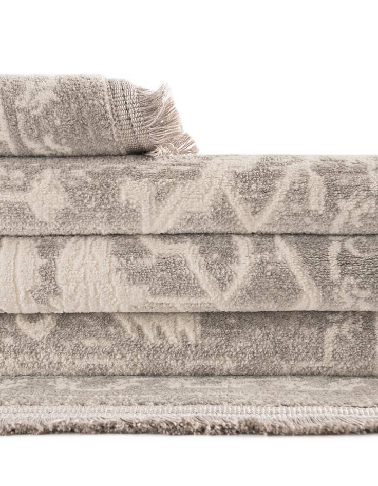 Detail image of 8' x 8' Modern Classical Square Rug