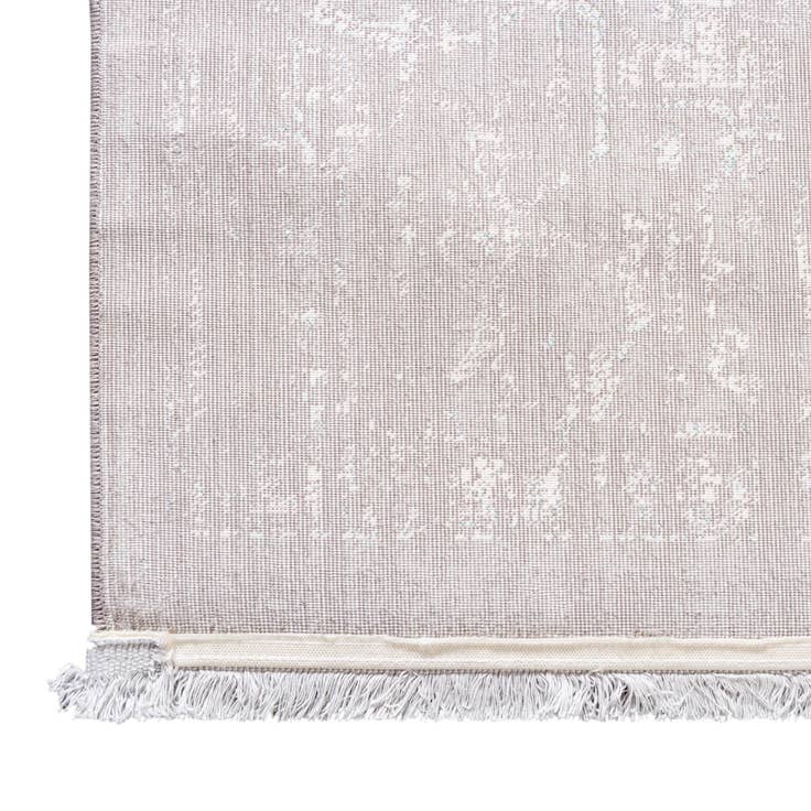 Detail image of 4' x 4' New Vintage Square Rug