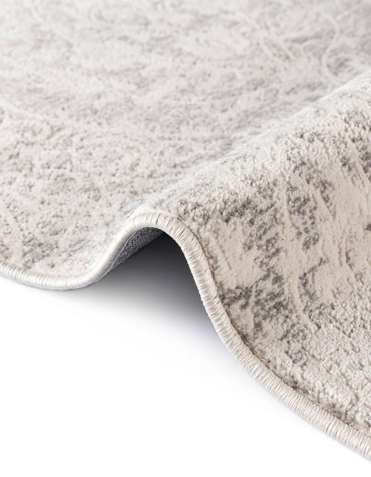 Detail image of 8' x 8' New Vintage Square Rug