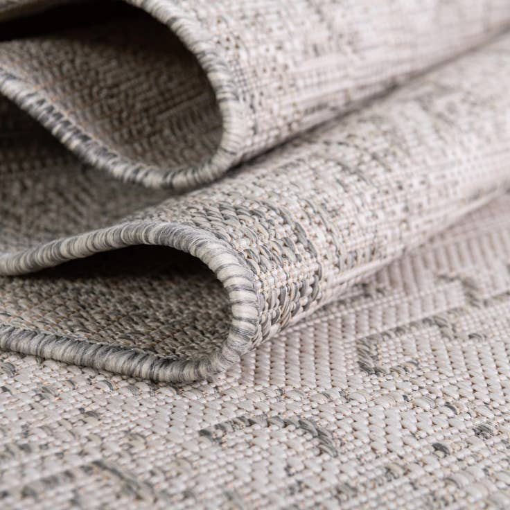 Detail image of 7' 10 x 7' 10 Easy-Clean Aztec Indoor / Outdoor Square Rug