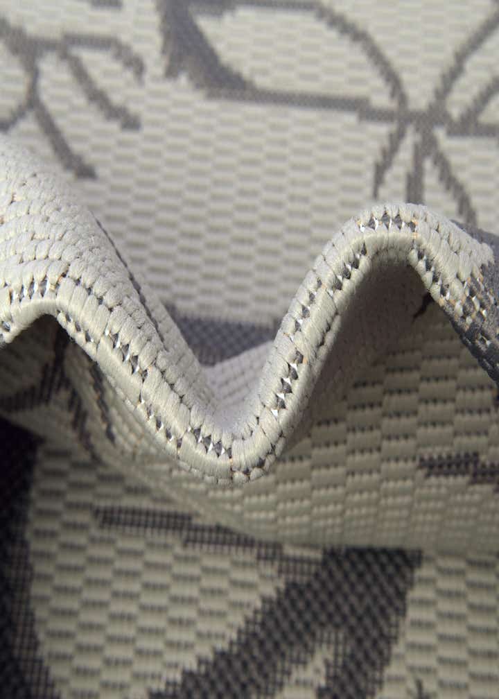 6' x 6' Easy-Clean Botanical Indoor / Outdoor Square Rug