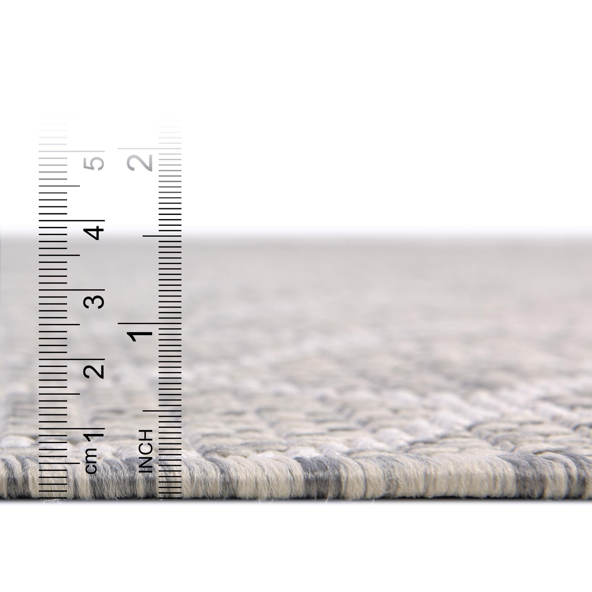 10' x 10' Easy-Clean Lattice Indoor / Outdoor Square Rug