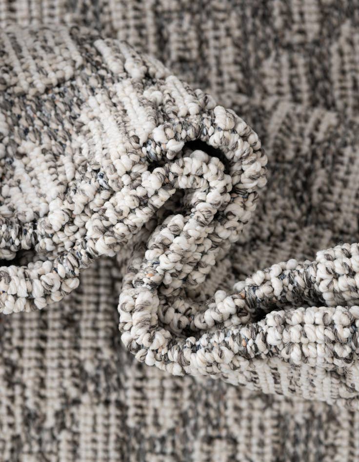 Detail image of 7' 10 x 7' 10 Easy-Clean Safari Indoor / Outdoor Square Rug