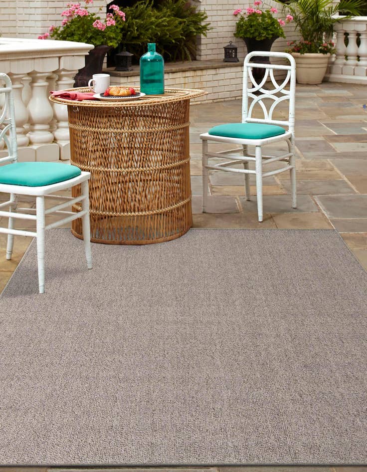 Detail image of 7' 10 x 7' 10  Washable Solid Indoor / Outdoor Square Rug