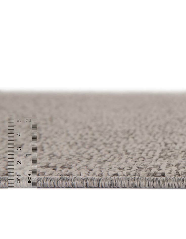 Detail image of 7' 10 x 7' 10 Easy-Clean Solid Indoor / Outdoor Square Rug