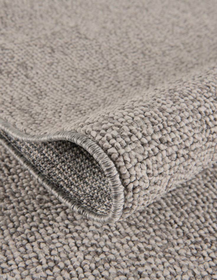 Detail image of 7' 10 x 7' 10 Easy-Clean Solid Indoor / Outdoor Square Rug