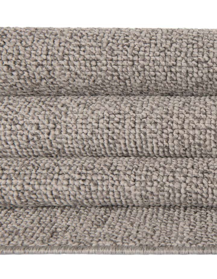 7' 10 x 7' 10 Easy-Clean Solid Indoor / Outdoor Square Rug