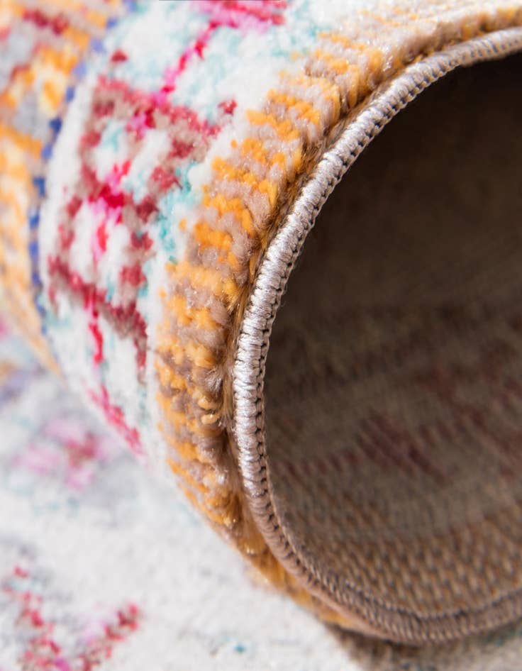 Detail image of 5' x 8' Alexis Rug