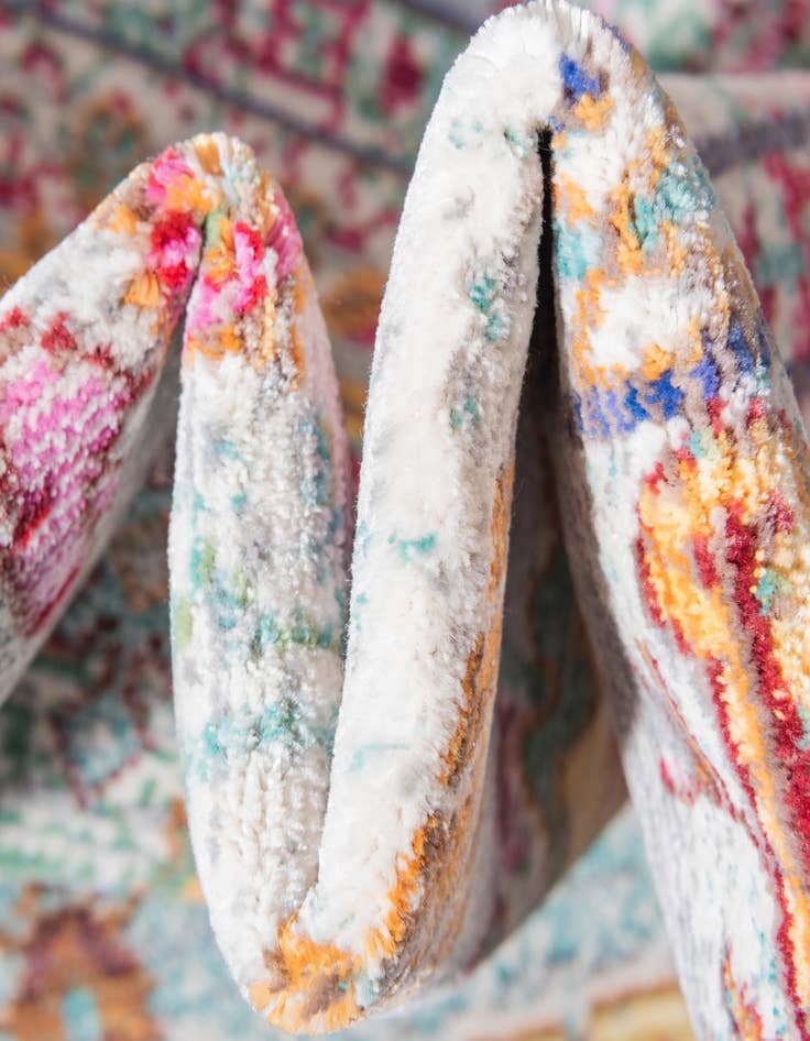 Detail image of 5' x 8' Alexis Rug