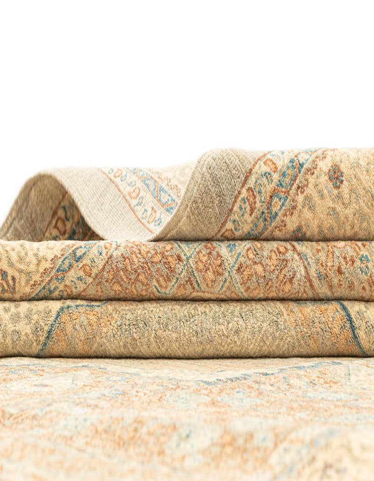 Detail image of 6' 9 x 9' 9 Hand Knotted Amina Rug