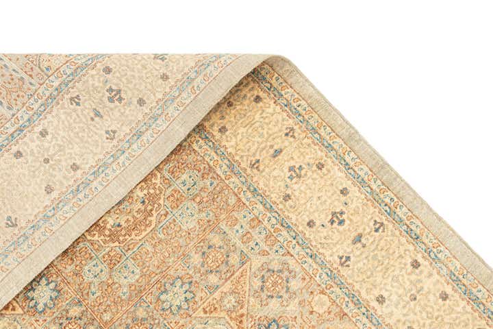 6' 9 x 9' 9 Hand Knotted Amina Rug