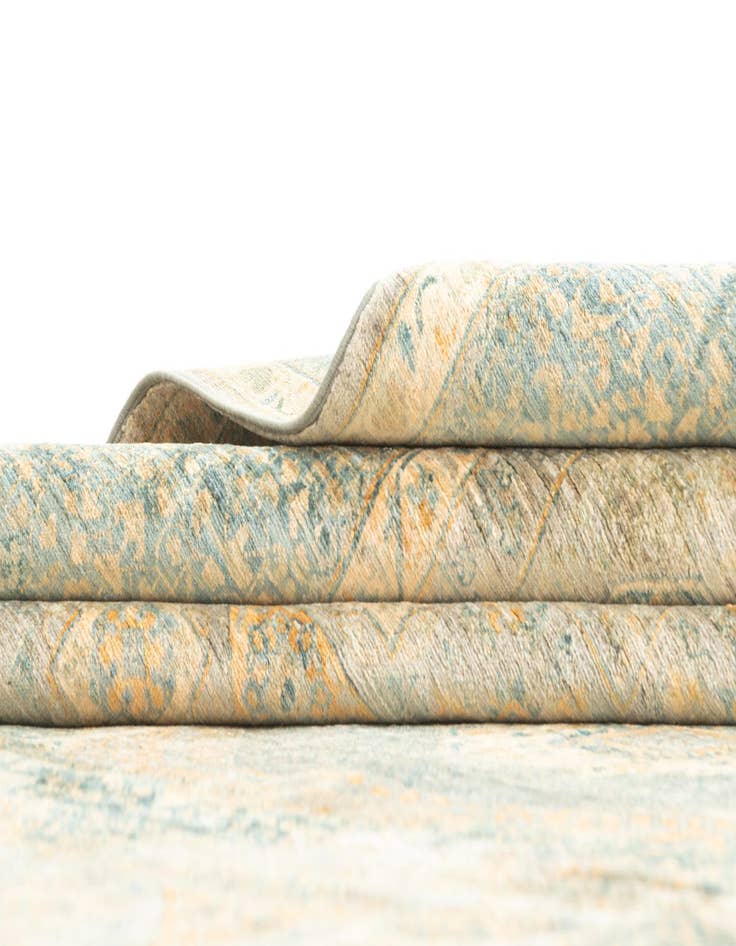 Detail image of 8' 2 x 9' 9 Hand Knotted Amina Rug