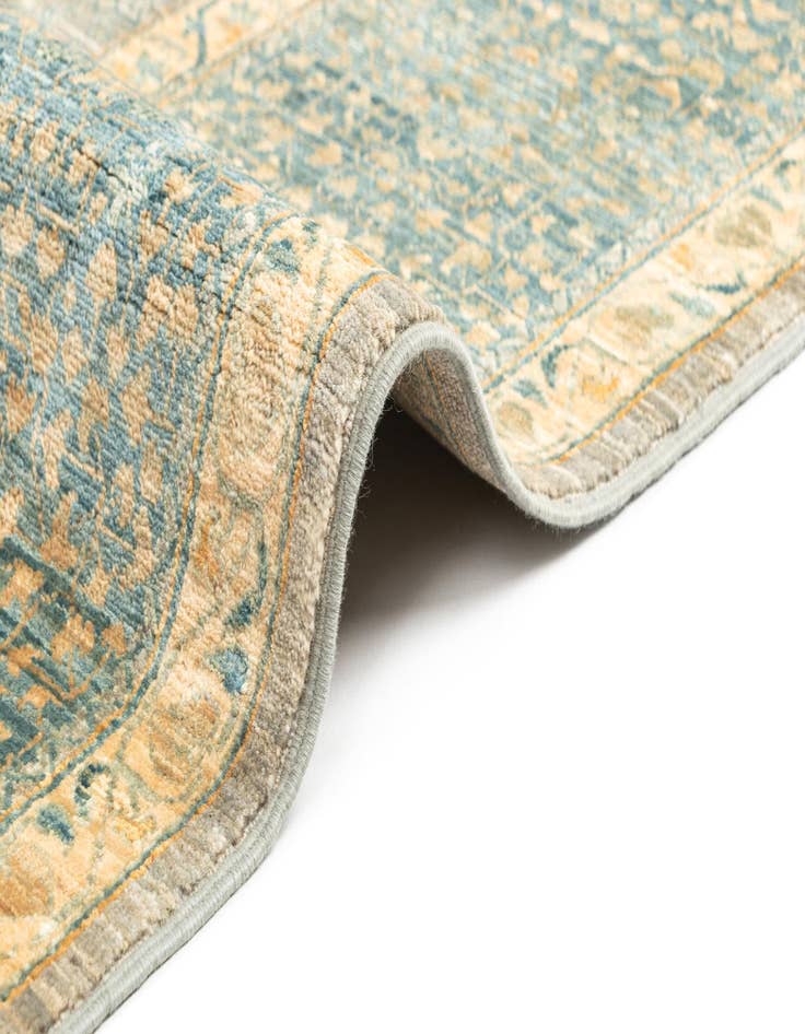 Detail image of 8' 2 x 9' 9 Hand Knotted Amina Rug