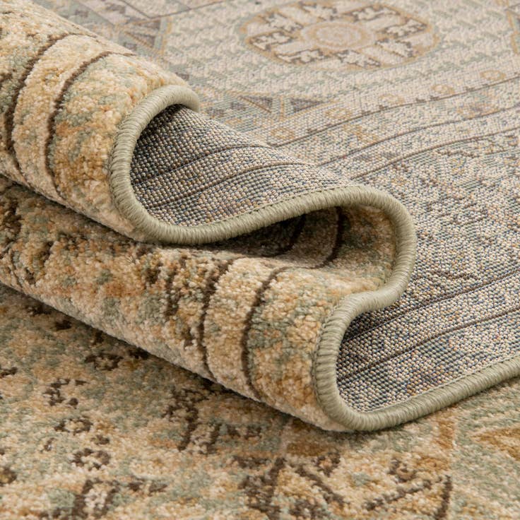Detail image of 7' x 10' Amina Rug