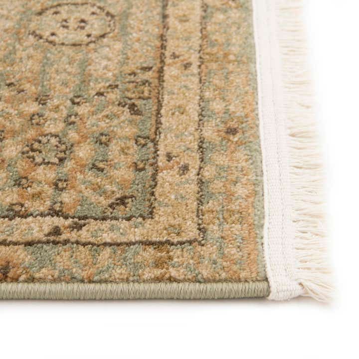 7' x 10' Amina Rug
