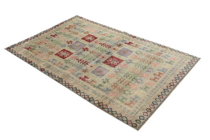 Detail image of 4' x 6' Hand Knotted Ariana Ziegler Wool Rug
