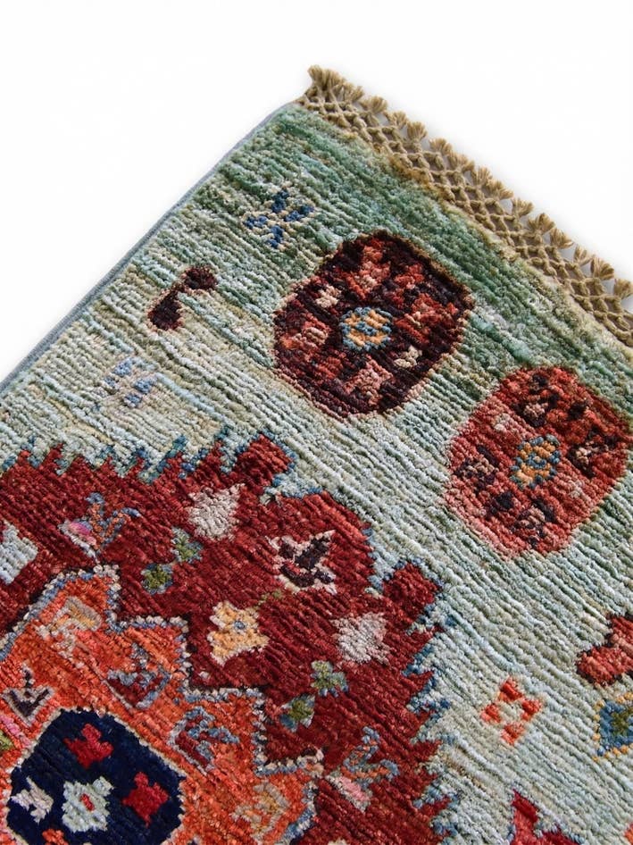 Detail image of 2' x 3' 4 Hand Knotted Ariana Ziegler Rug