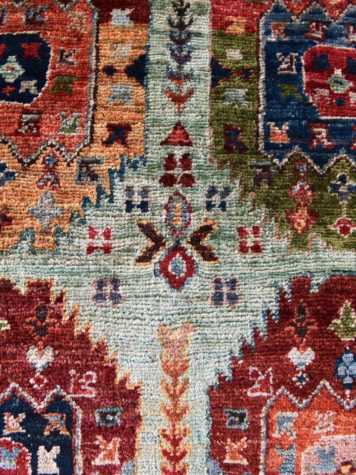 2' x 3' 4 Hand Knotted Ariana Ziegler Rug