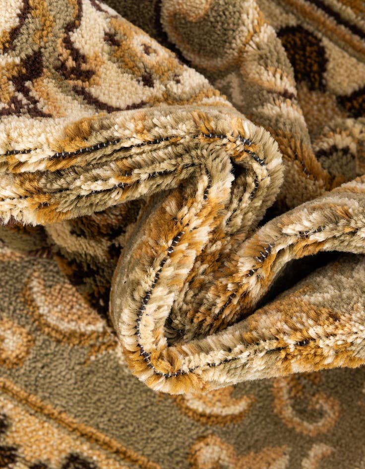 Detail image of 7' 10 x 11' Chateau Rug