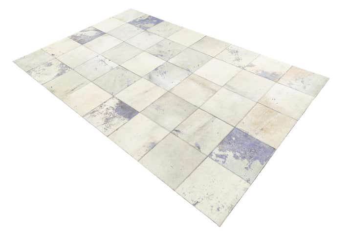 5' x 7' 9 Cowhide Leather Rug