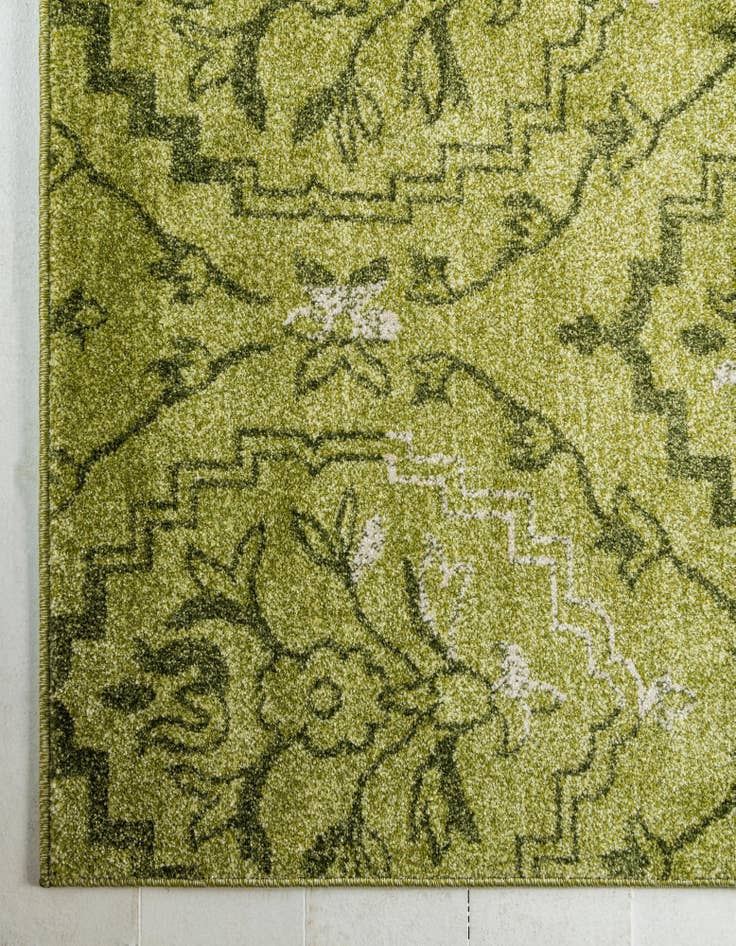Detail image of 9' x 12' 2 Damask Rug