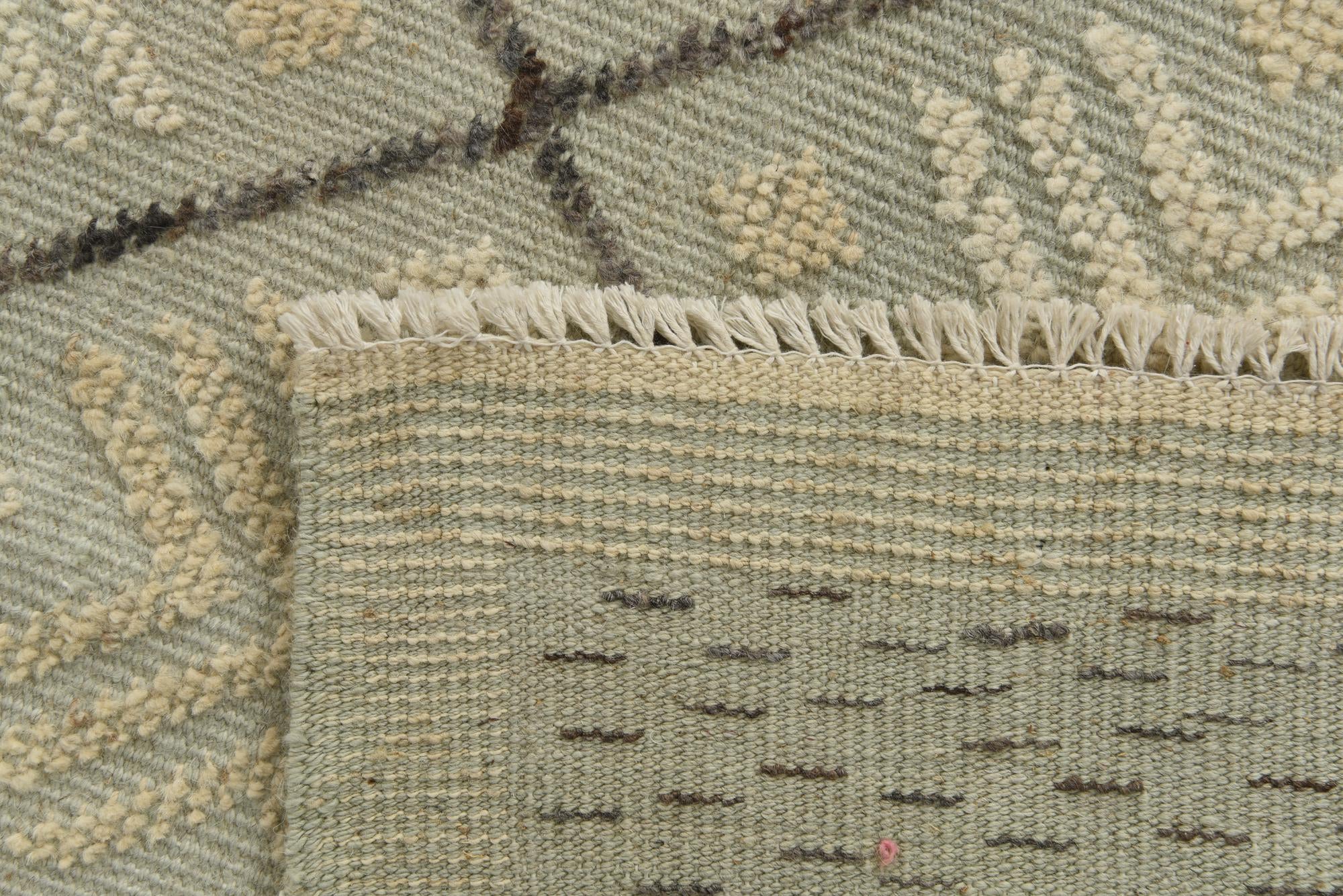 8' 9 x 12' 7 Hand Knotted Darya Wool Rug