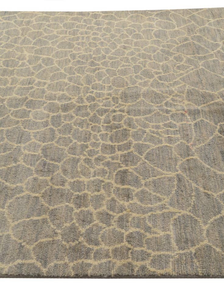 Detail image of 5' 8 x 7' 10  Hand Knotted Darya Wool Rug