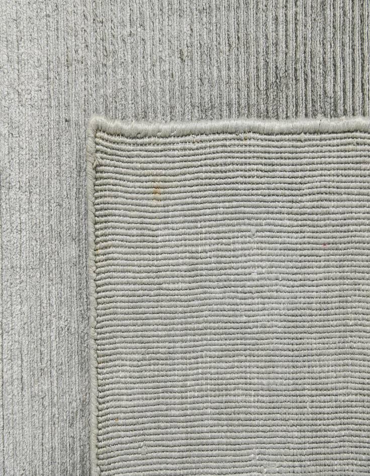 Detail image of 5' 7 x 7' 10  Hand Knotted Darya Wool Rug