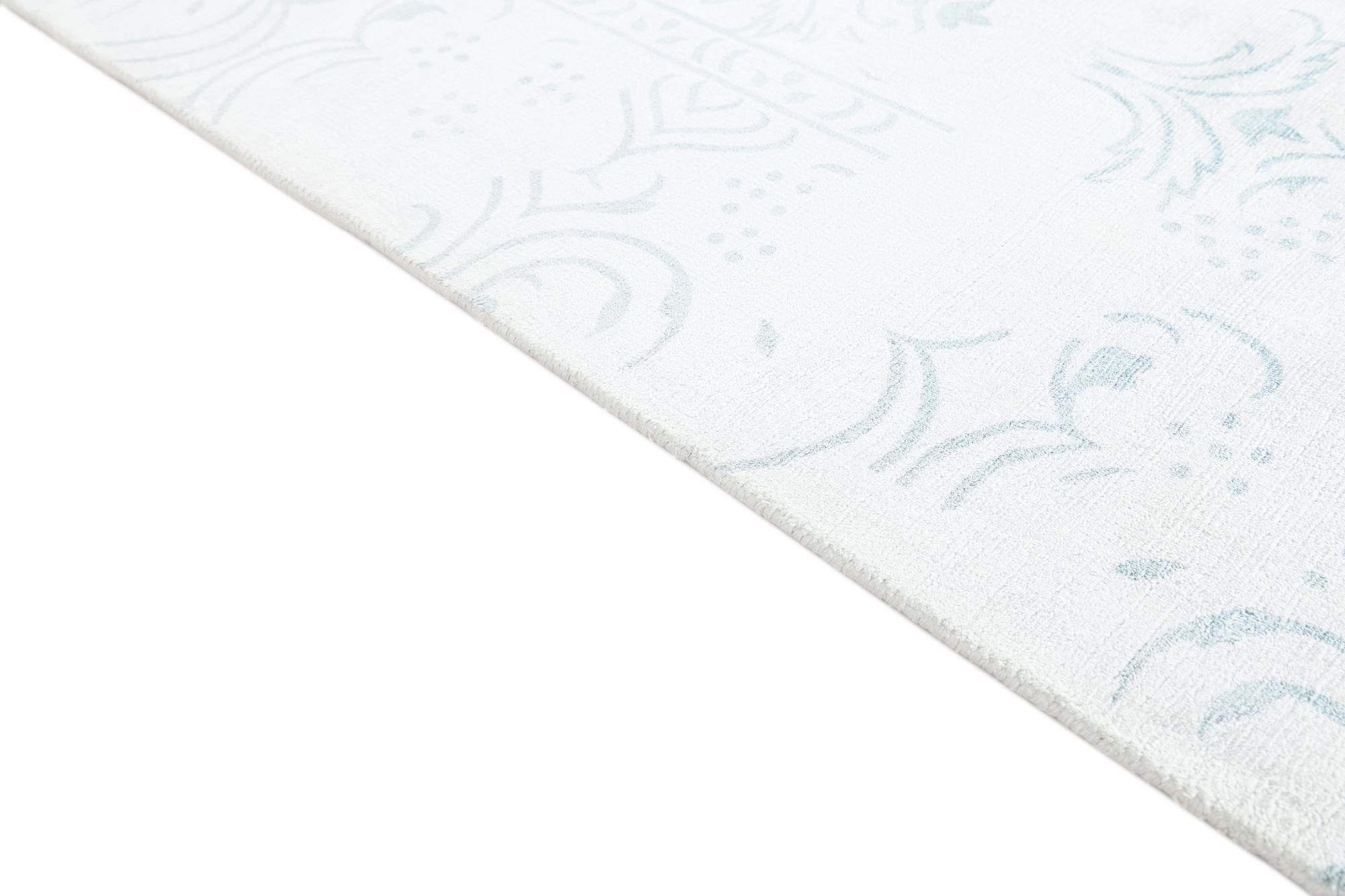 5' 7 x 8' Hand Knotted Darya Wool Rug