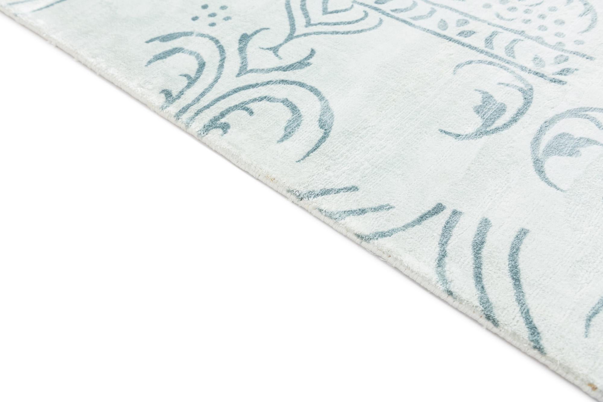 5' 5 x 7' 10 Hand Knotted Darya Wool Rug