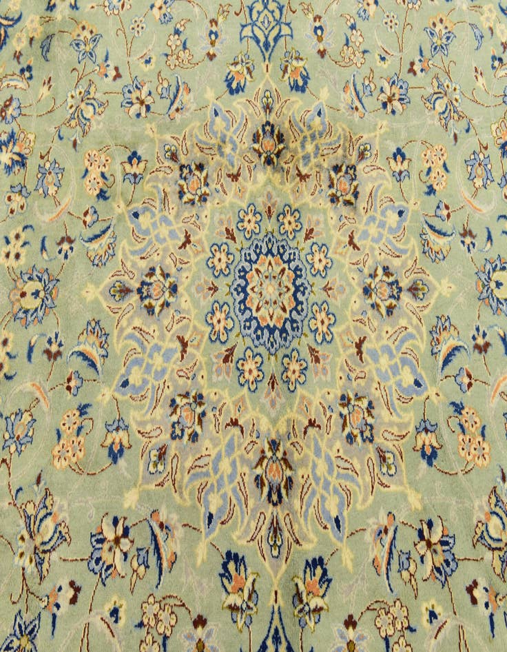 Detail image of 9' 5 x 12' 10 Hand Knotted Isfahan Persian Wool Rug