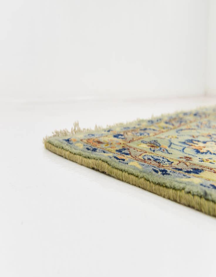 Detail image of 9' 5 x 12' 10 Hand Knotted Isfahan Persian Wool Rug