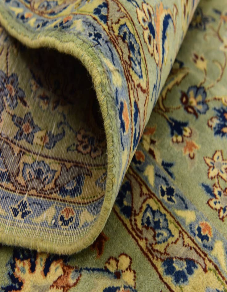 Detail image of 9' 5 x 12' 10 Hand Knotted Isfahan Persian Wool Rug