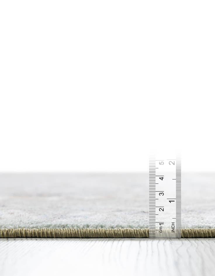 Detail image of 6' x 9' Kamala Washable Rug