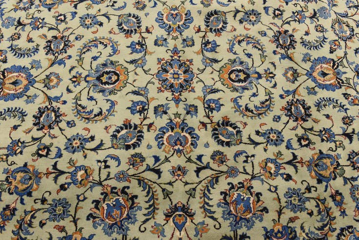Detail image of 9' 10 x 13' 9 Hand Knotted Kashan Persian Wool Rug