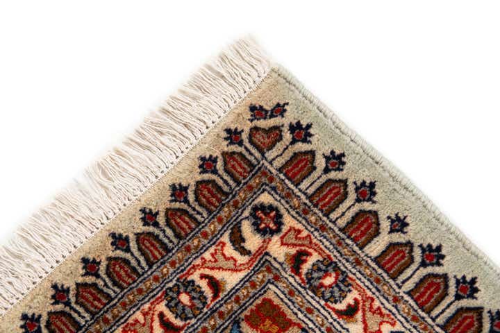 6' 6 x 9' 9 Hand Knotted Kashan Persian Rug