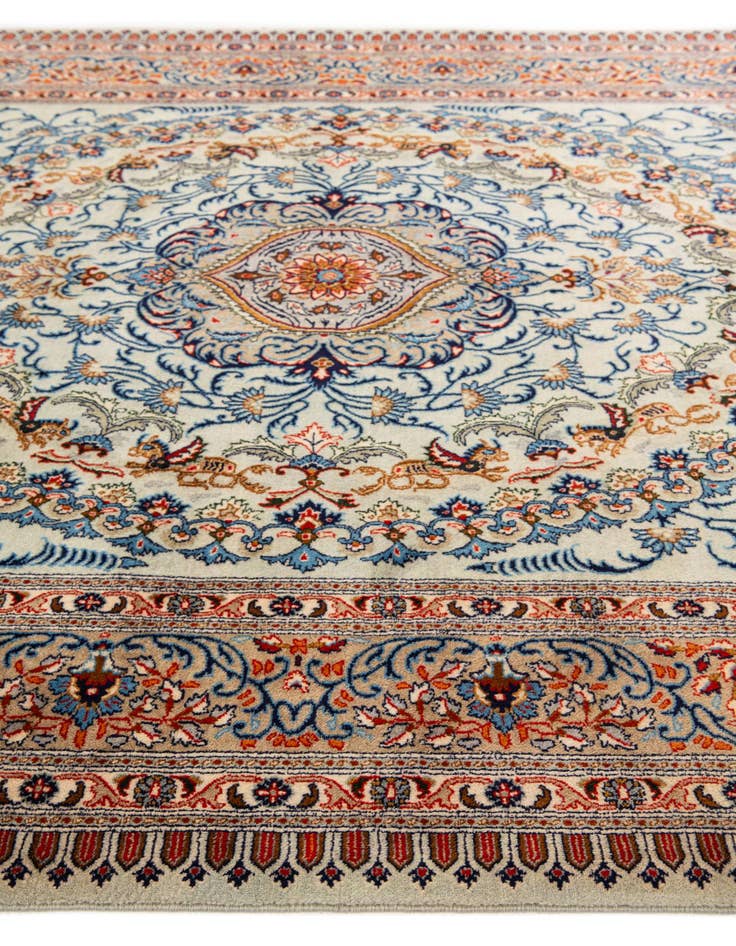 Detail image of 6' 6 x 9' 9 Hand Knotted Kashan Persian Rug