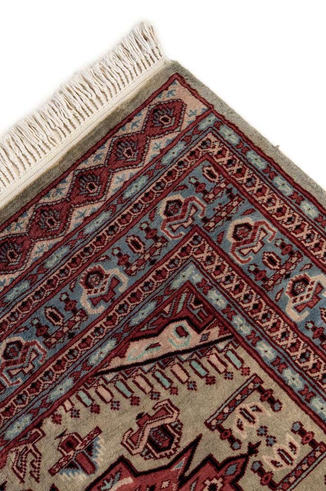 4' 3 x 6' 4 Hand Knotted Kazak Oriental Wool Rug