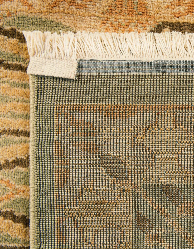 Detail image of 9' x 12' Kensington Rug