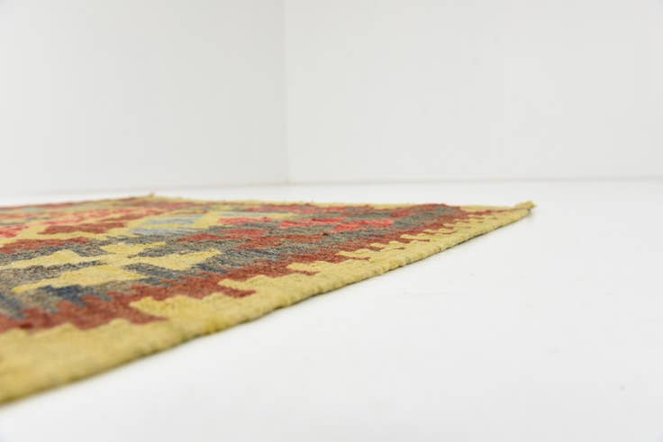 Detail image of 3' 3 x 6' 3 Hand Woven Kilim Maymana Wool Rug