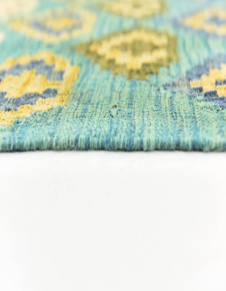 Detail image of 7' x 9' 6  Hand Woven Kilim Modern Wool Rug