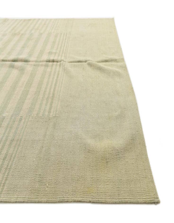 Detail image of 5' 9 x 7' 6  Hand Woven Kilim Modern Wool Rug