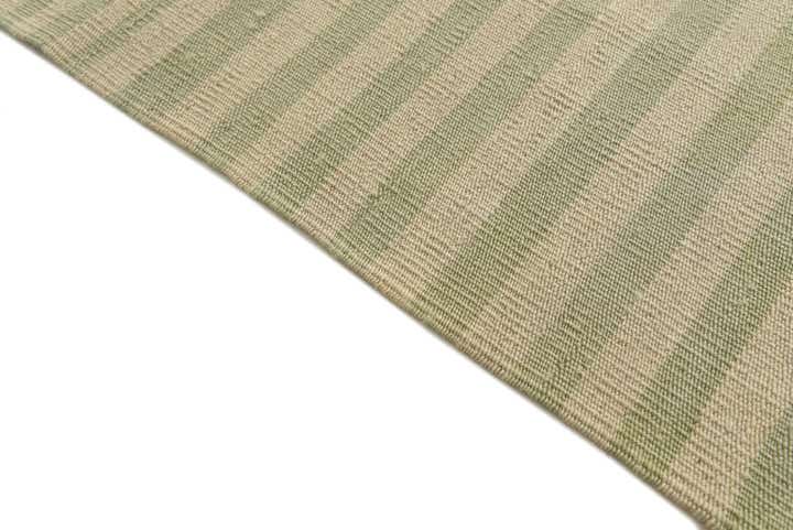 5' 9 x 7' 6 Hand Woven Kilim Modern Wool Rug