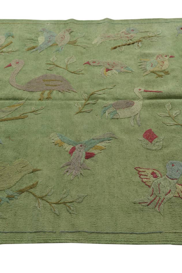 Detail image of 4' 2 x 5' 6 Hand Woven Kilim Suzani Wool Rug