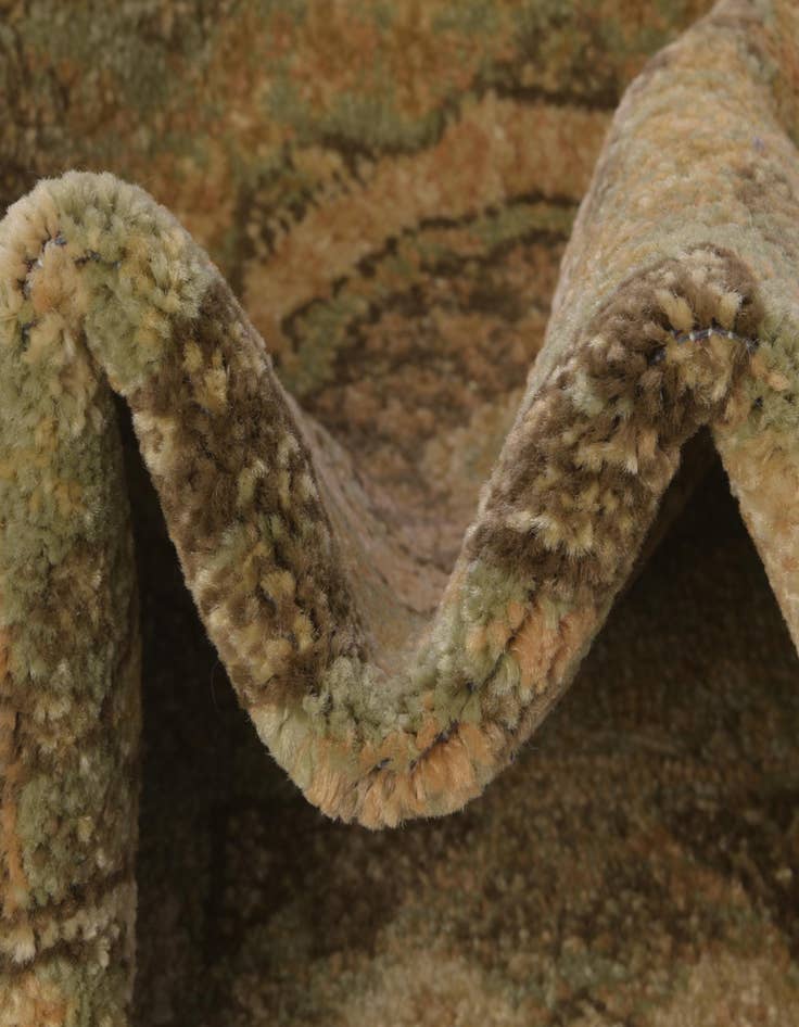 Detail image of 10' x 11' 4 Mamluk Rug