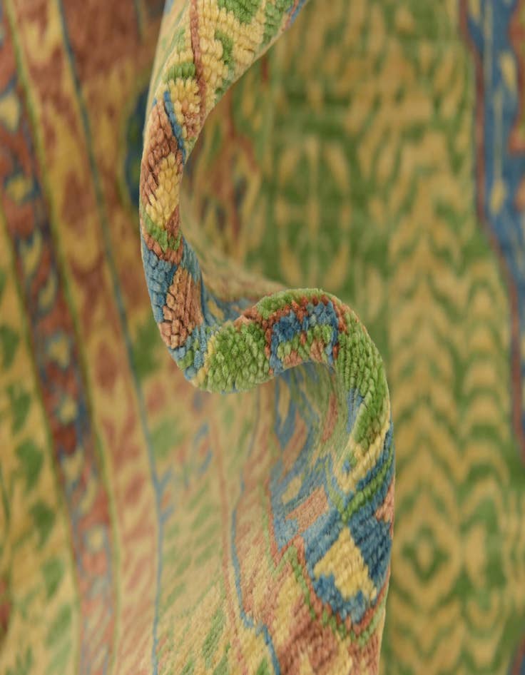 Detail image of 5' 10 x 8' 2  Hand Knotted Mamluk Ziegler Oriental Rug