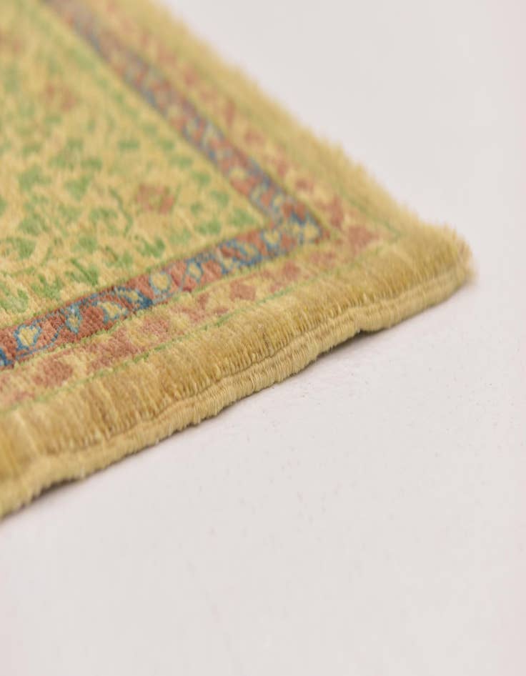 Detail image of 5' 10 x 8' 2  Hand Knotted Mamluk Ziegler Oriental Rug