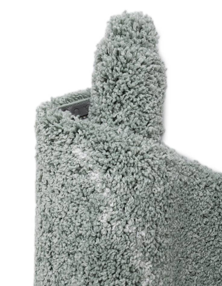 Detail image of 7' 10 x 10' Marrakesh Shag Rug