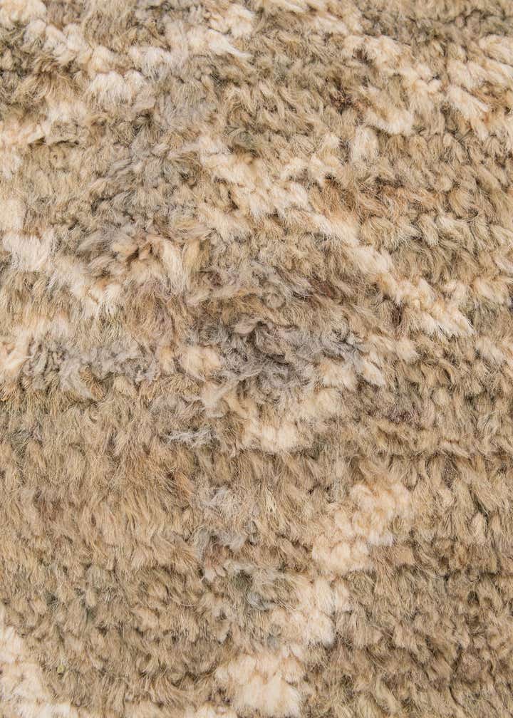 5' 1 x 6' 6 Hand Knotted Moroccan Wool Rug