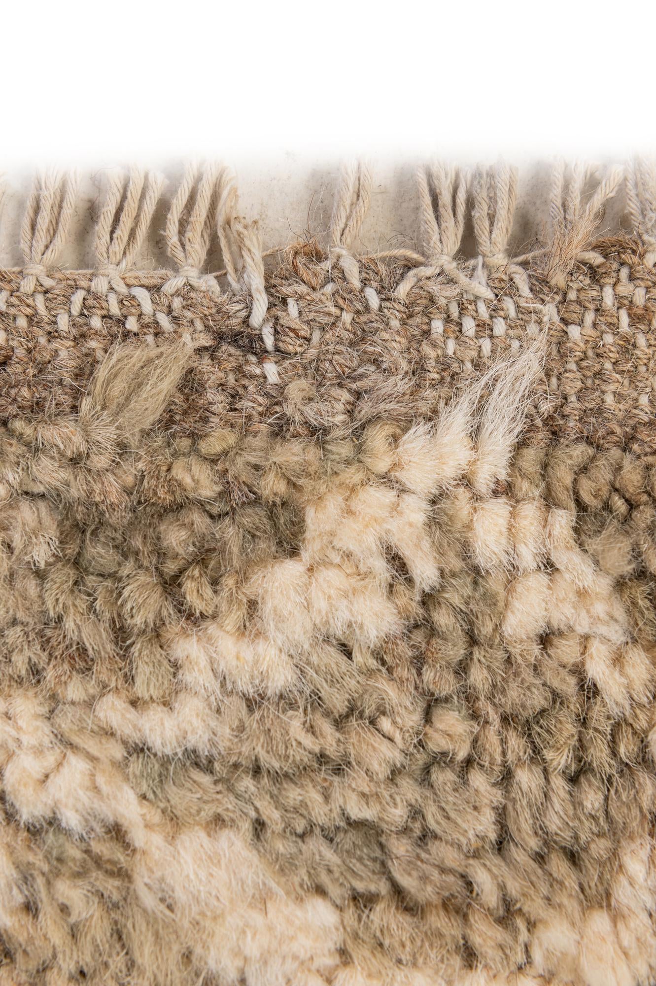 5' 1 x 6' 6 Hand Knotted Moroccan Wool Rug